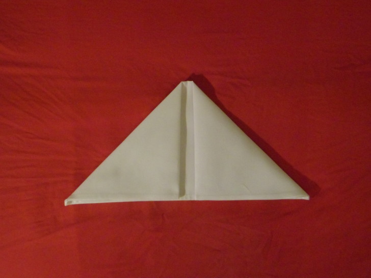 How to fold napkins arrowhead. Step four repeat the same movement as the previous step but with the top left corner. The napkin should now look like a triangle.